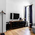 Historic Bldg, Coffee Shop, Fast Wi-Fi, Room # 207