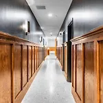 West Market Square, Coffee Shop, Fast Wifi, Downtown Room # 103