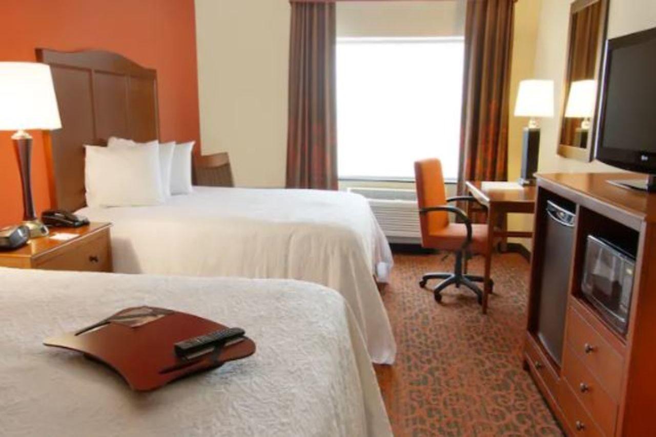 Hotel Hampton 3*