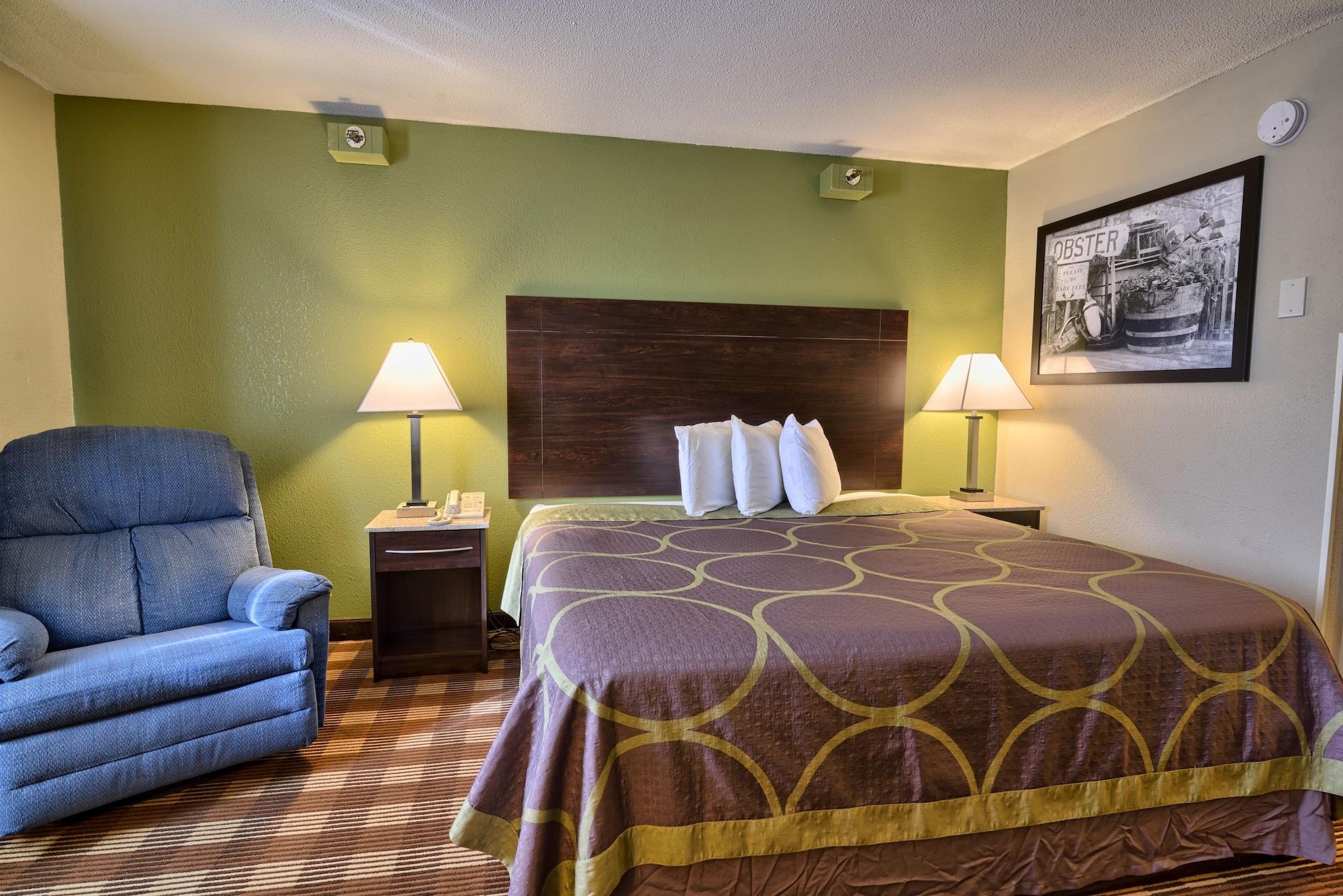 Super 8 By Wyndham Bangor