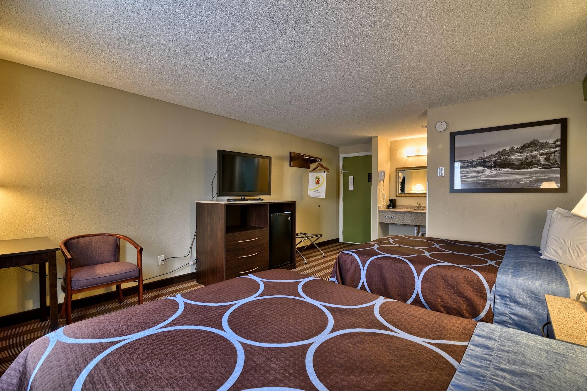 Super 8 By Wyndham 2*
