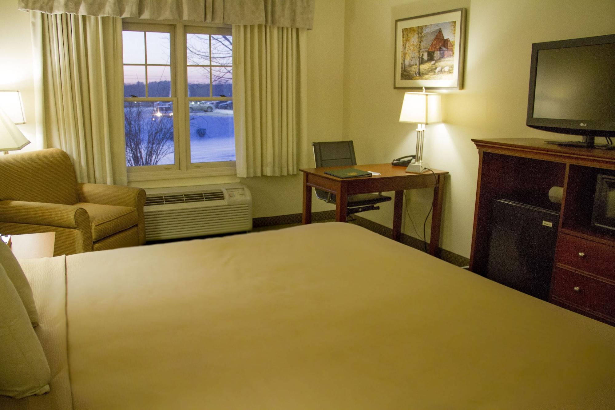 Country At The Mall Hotel