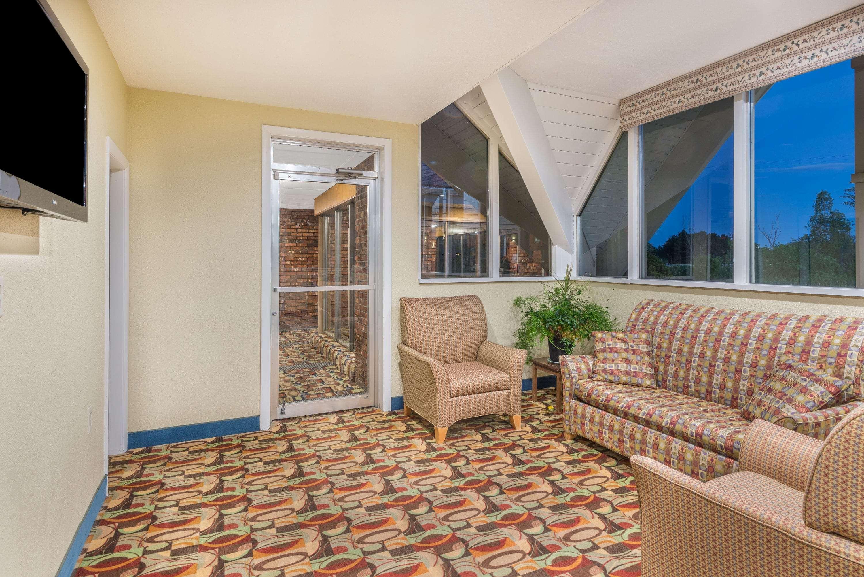 Howard Johnson By Wyndham Hotel Bangor