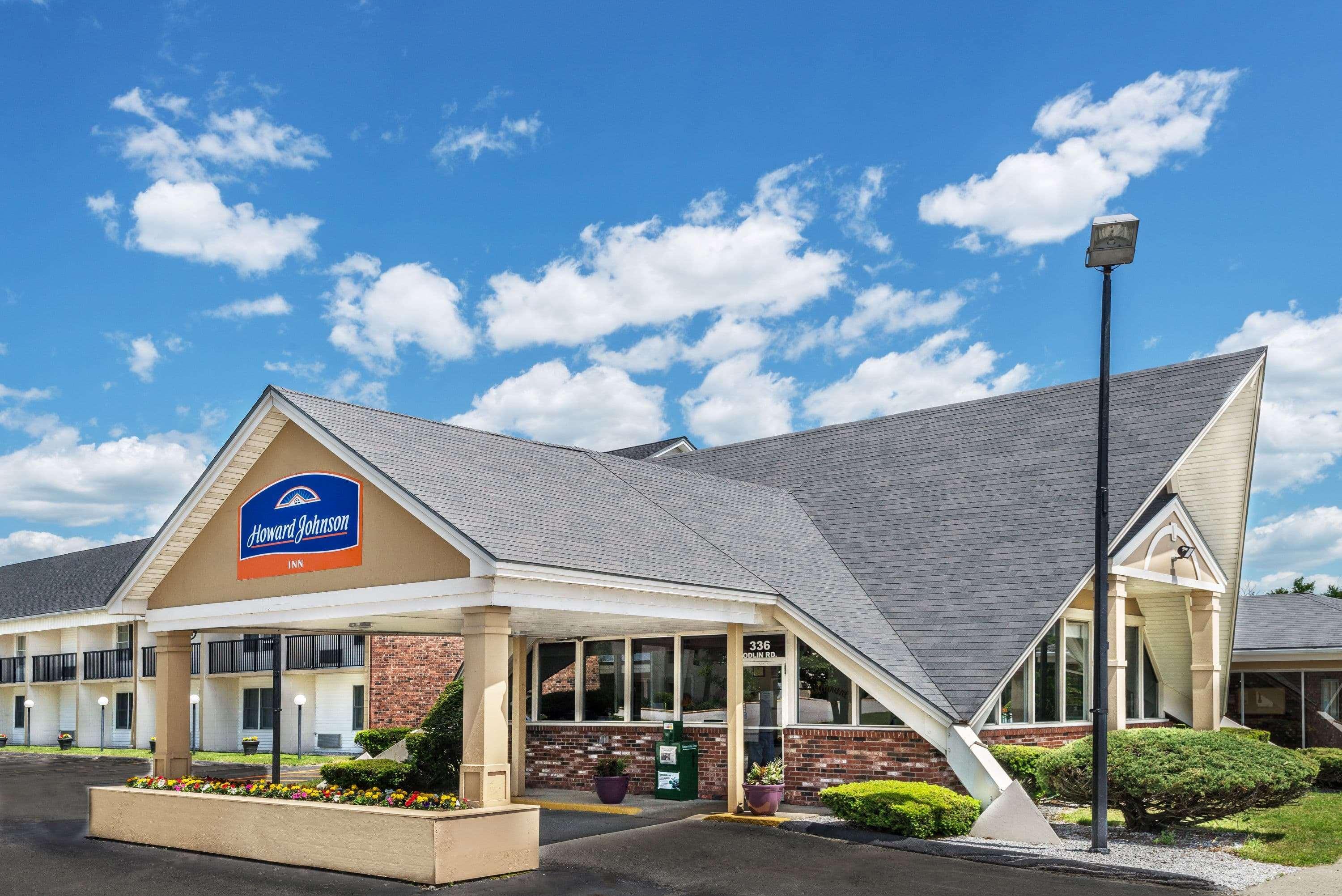 Howard Johnson By Wyndham Hotel