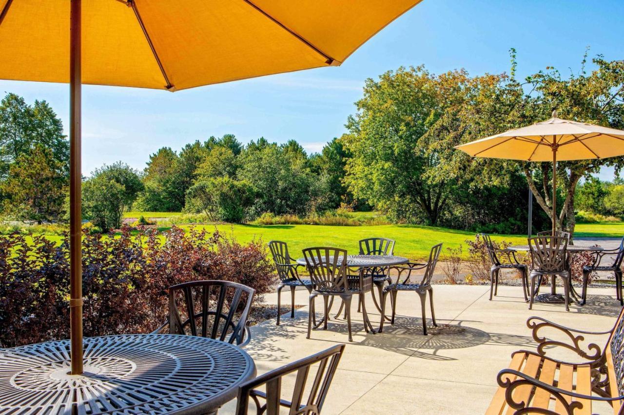Hotel Fairfield By Marriott 3*