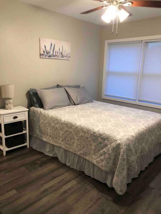 Spacious Near Airport *