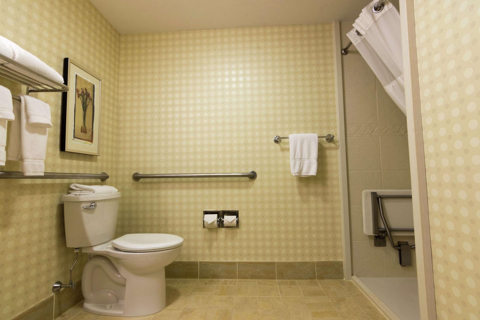 Hilton Garden 3*