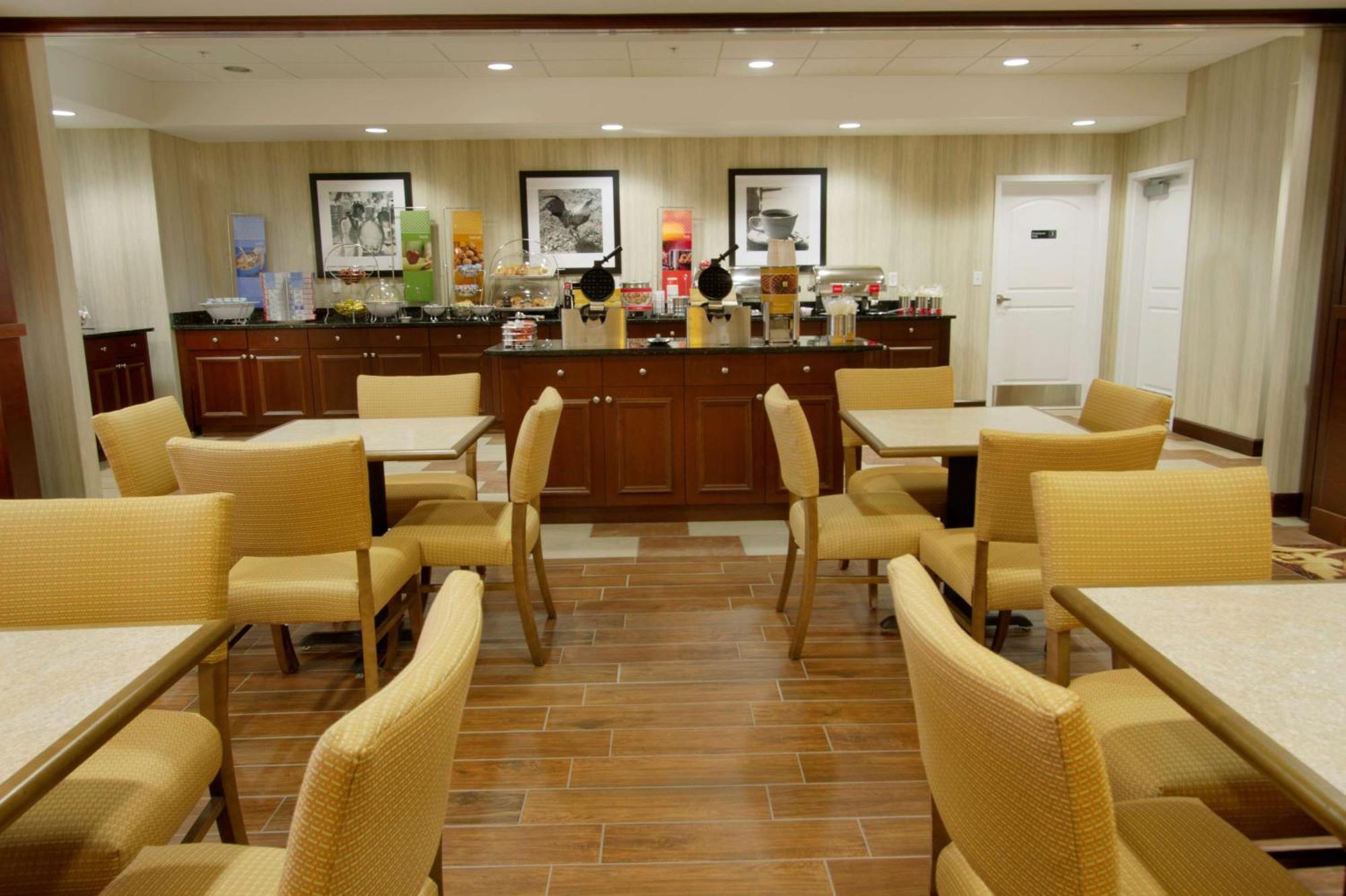 Hampton Hotel