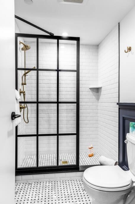 Historic Dtwn Bangor, Steps To Great Food & Drink, # 102 Apartment