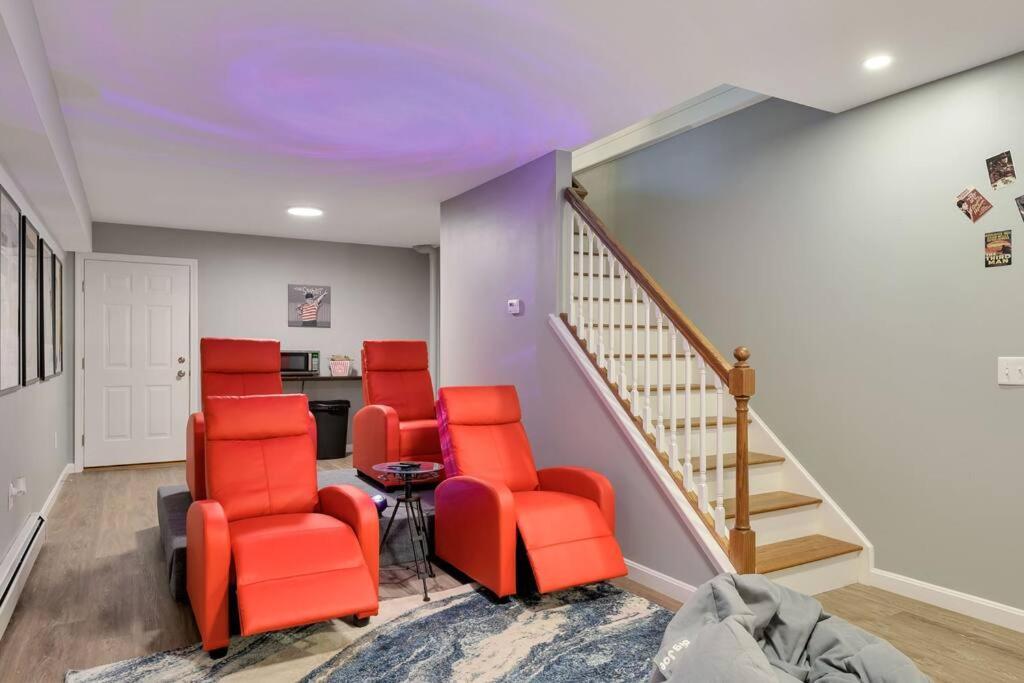 Haven-2bd- Parking & Movie Theater Access * Bangor
