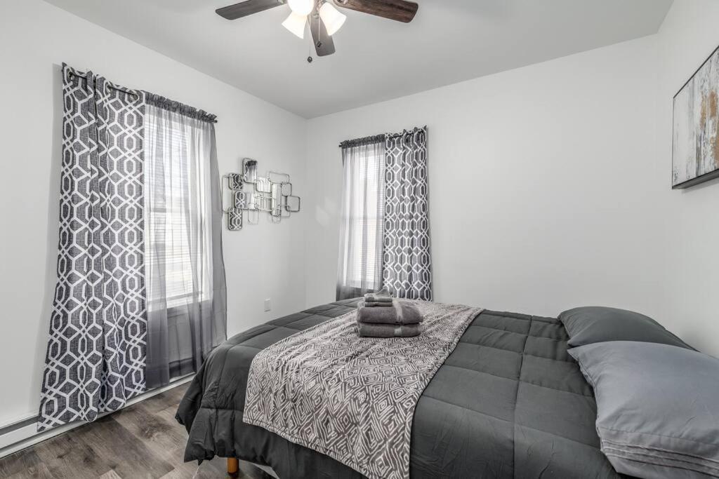 Fresh Riverfront - Washer & Dryer On-site