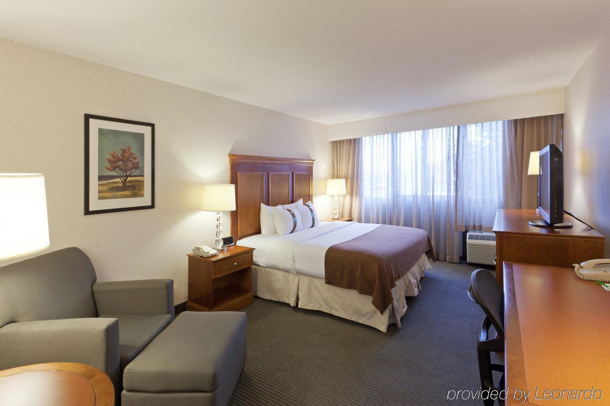 By Ihg 3*