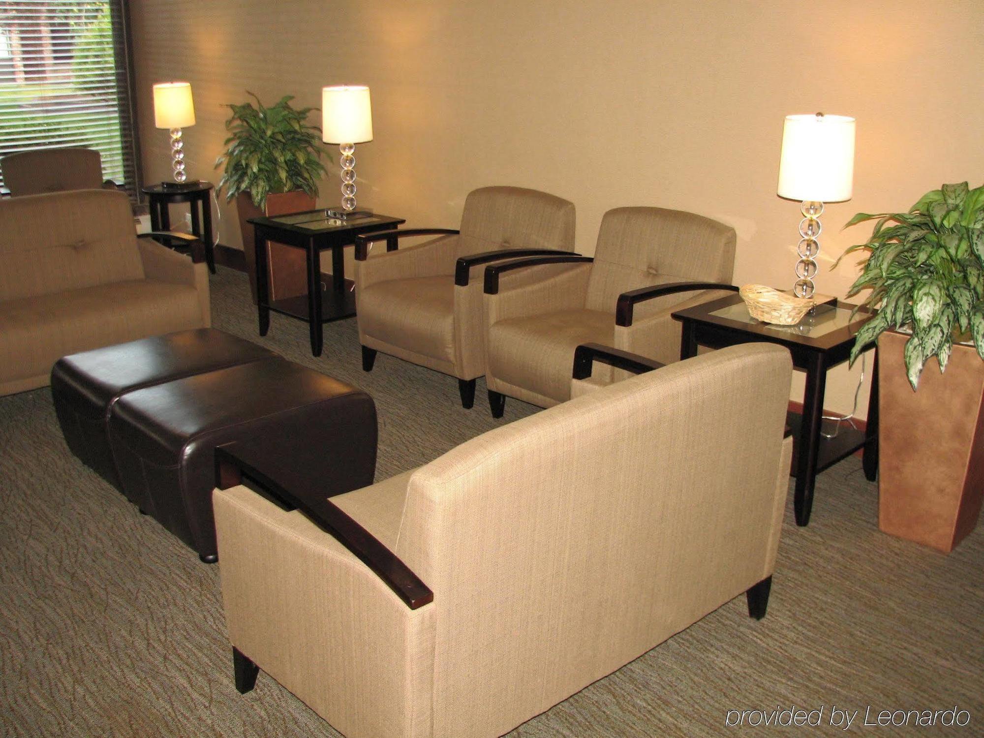 By Ihg 3* Bangor