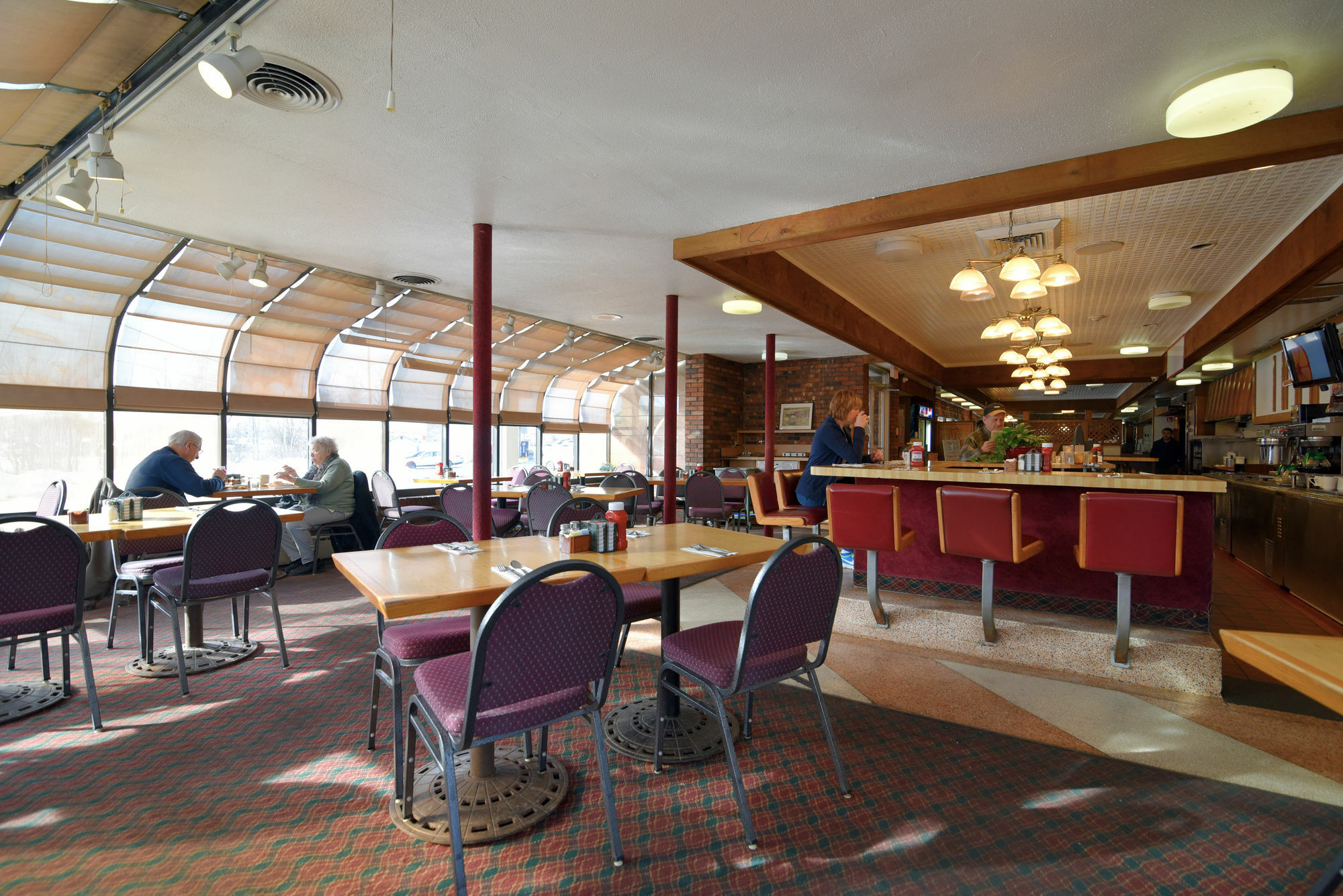 Howard Johnson By Wyndham