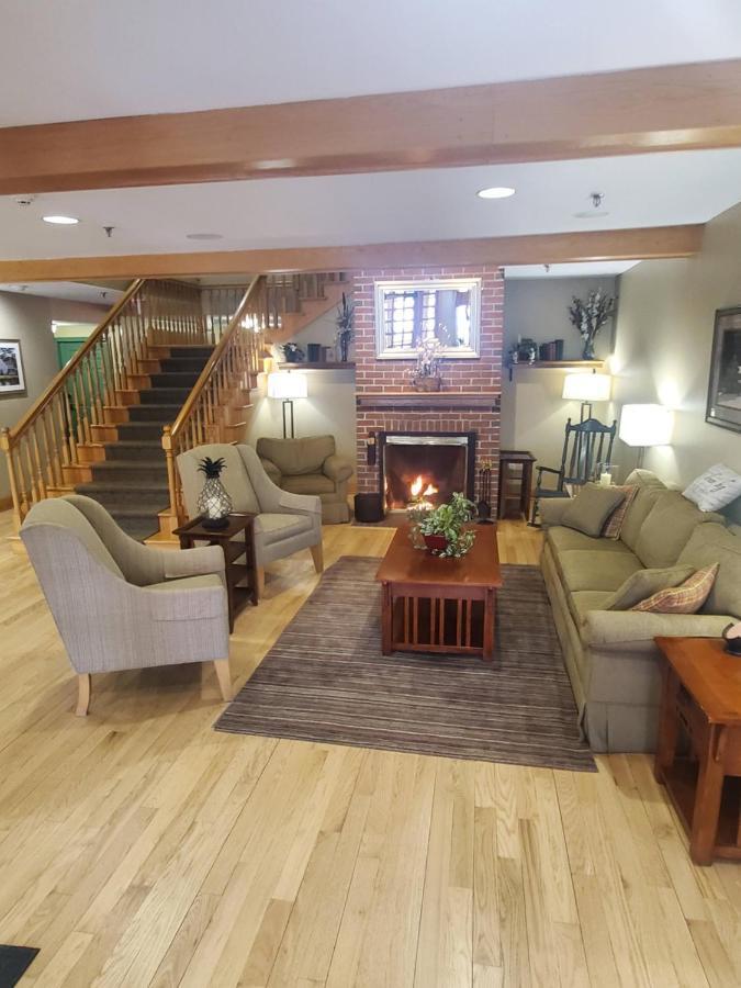 Country At The Mall 3* Bangor