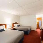 Fireside Inn And Suites Bangor