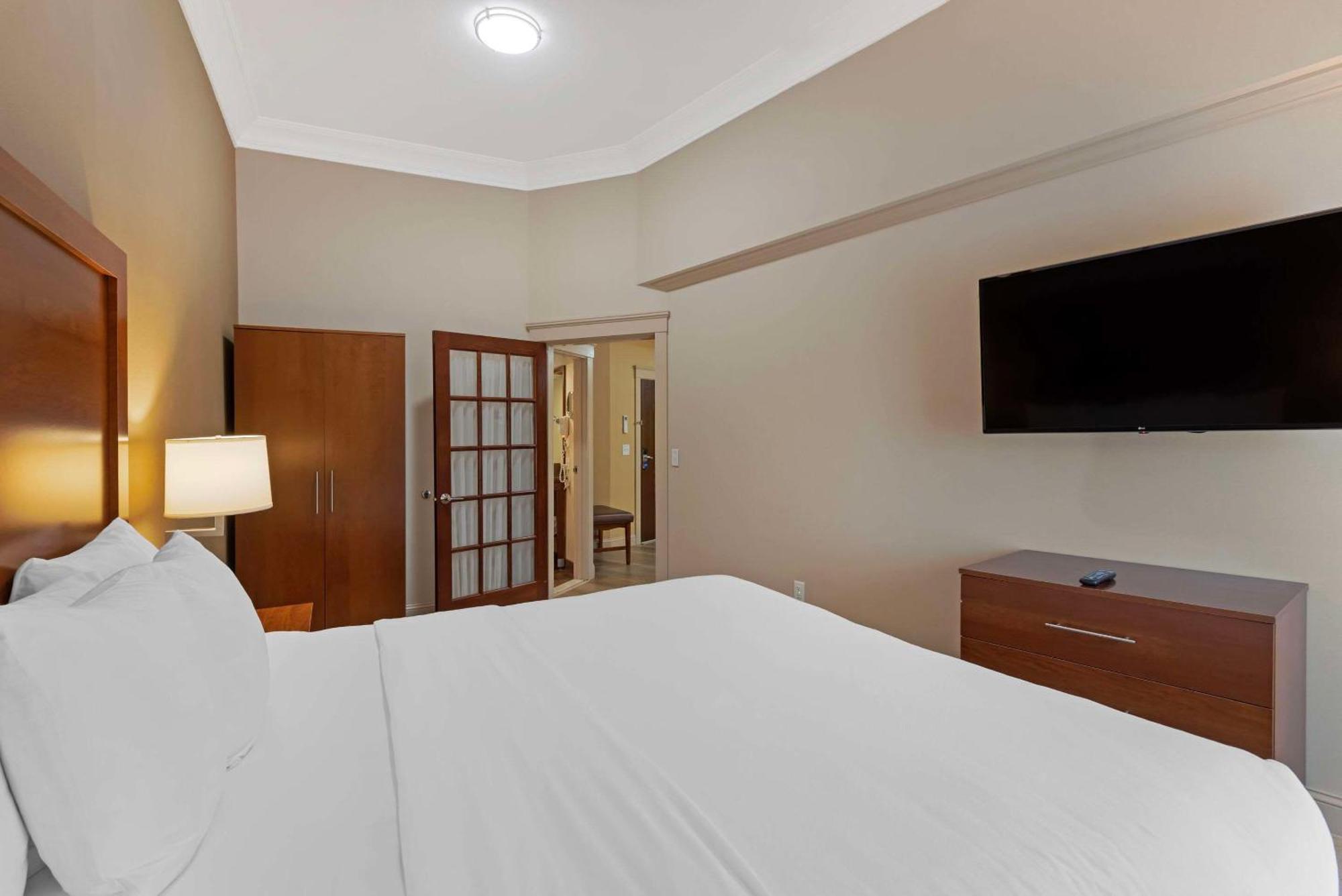 Comfort 3*