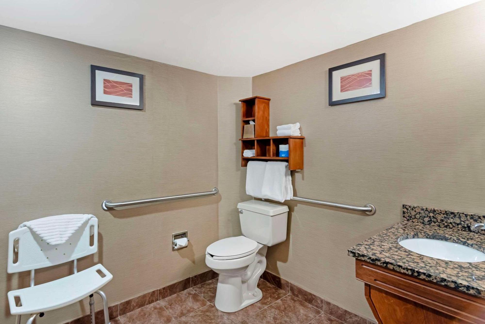 Comfort Inn