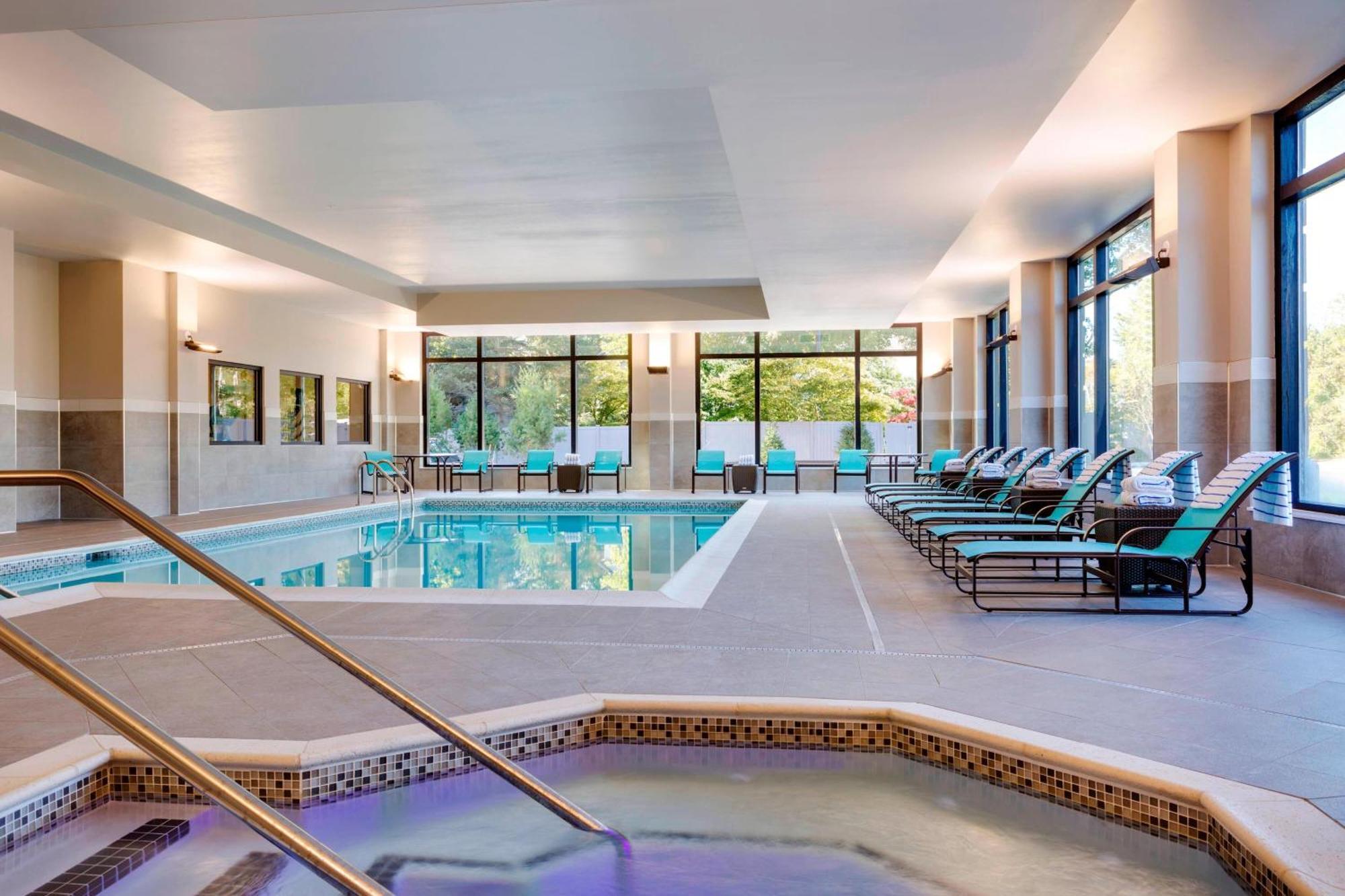 Hotel By Marriott Bangor
