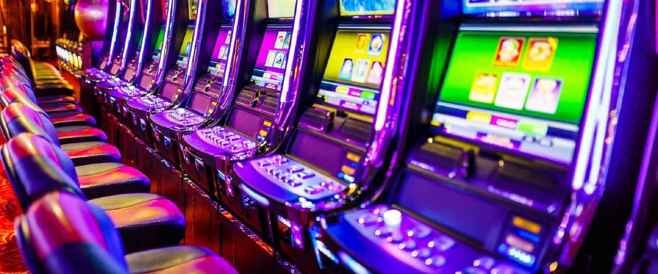 Hollywood Casino 3*