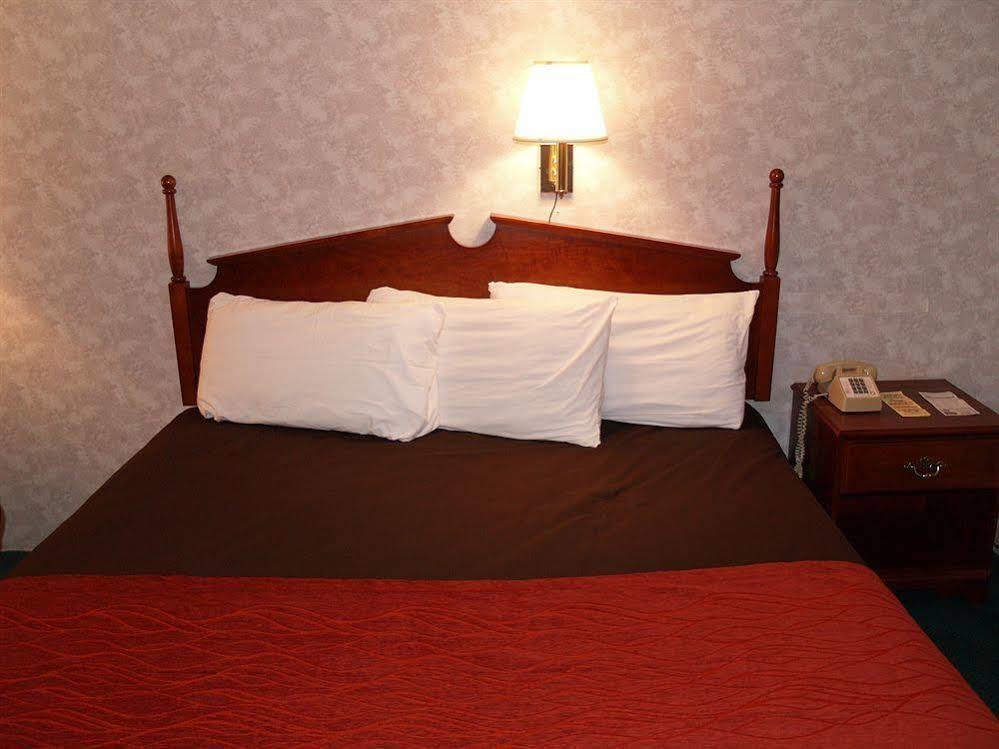 Motel & 2*