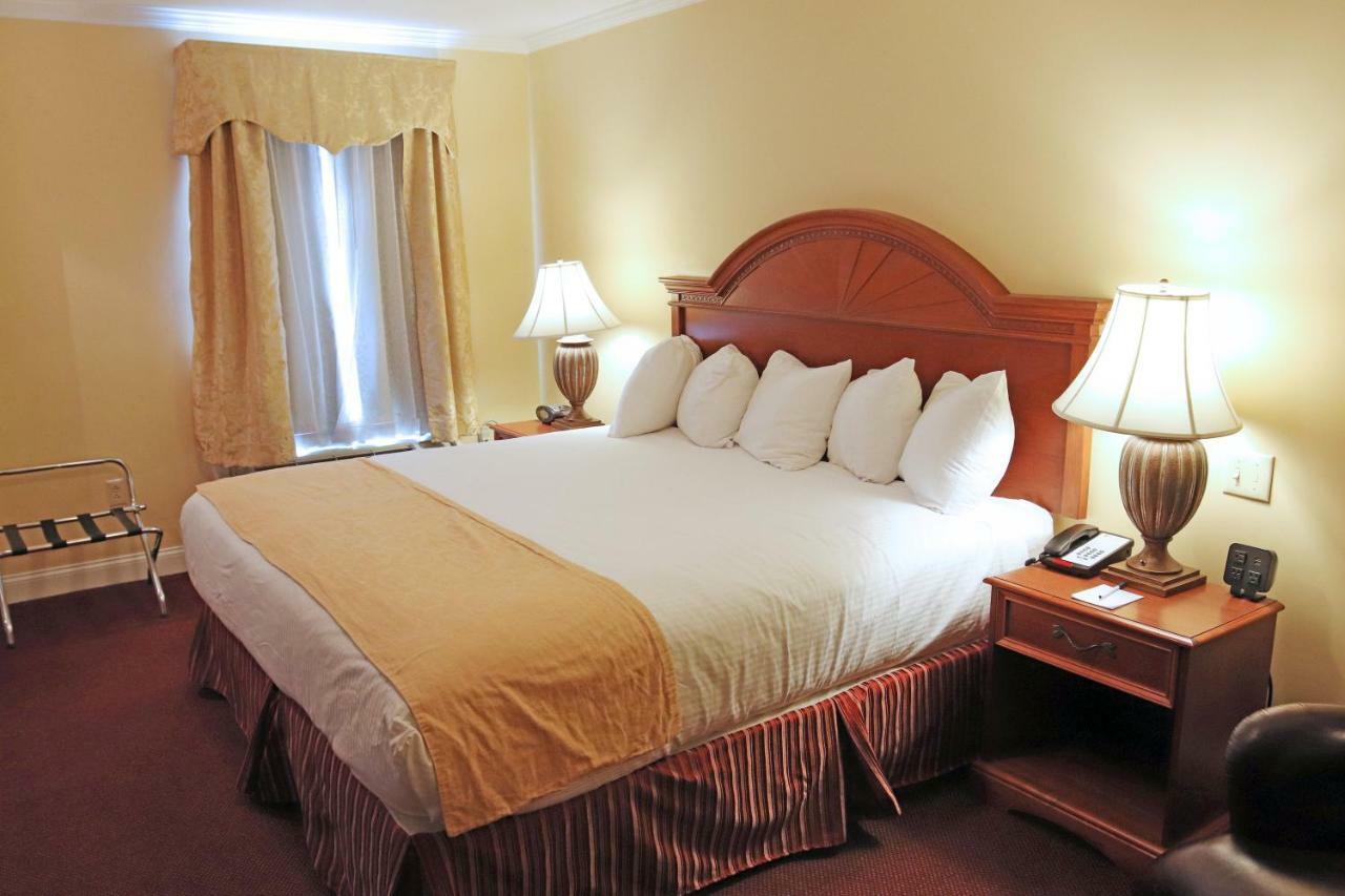 Hotel Western White House 3*